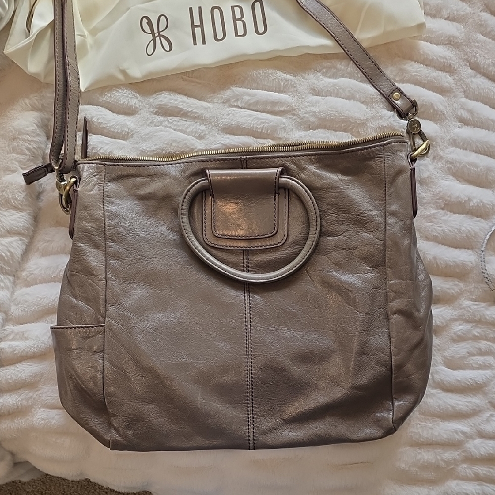 HOBO Women's Taupe Sheila Leather Hobo Bag  Ex Cond - Picture 5 of 8